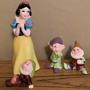 Collectible Ceramic Snow White and the seven dwarfs collection set